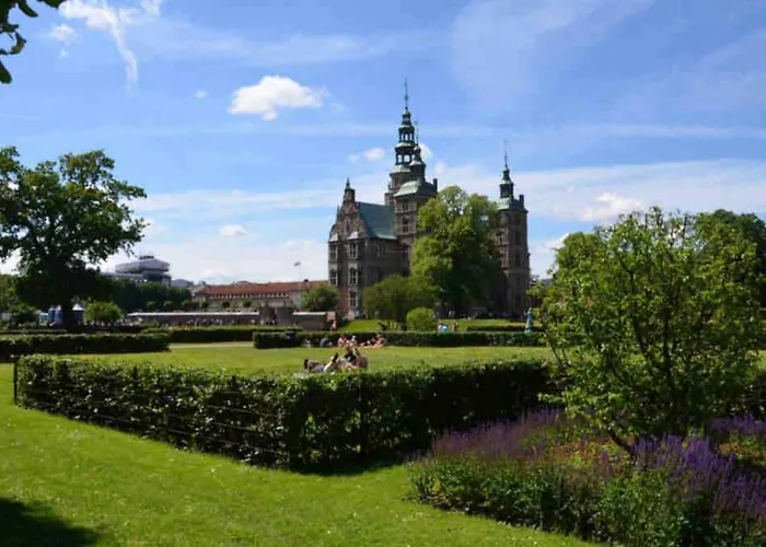 Heart Of Copenhagen - The King\'S Garden